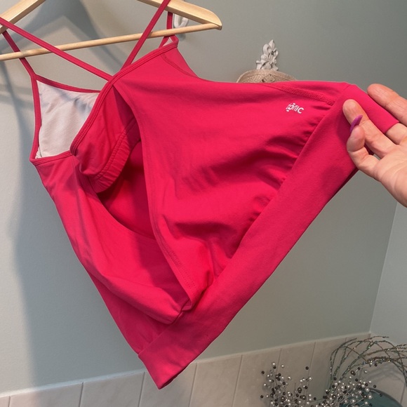 🌺🌺🌺TONIC TANK TOP SIZE SMALL COLOUR BERRY RED, RARELY WORN, LIKE NEW! - Picture 8 of 13